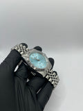 Seiko Mod Arabic Dial Bleu Clair – Montre Automatique NH35 | ValtikWatches