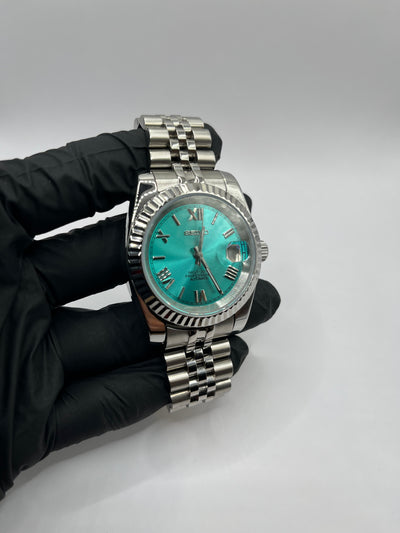 Seiko Mod Roman Dial Bleu Ciel – Montre Automatique NH35 | ValtikWatches