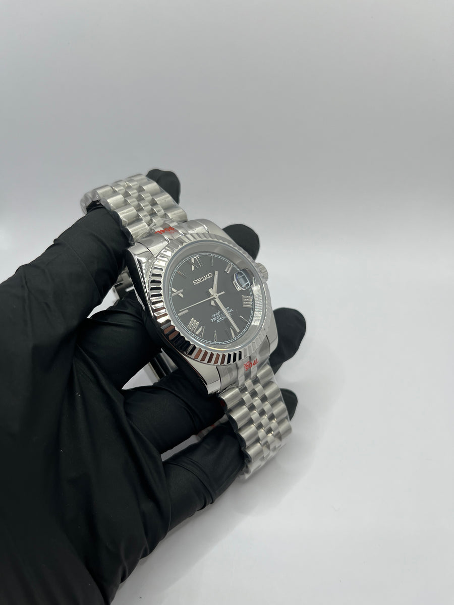 Seiko Mod Roman Dial Noire – Montre Automatique NH35 | ValtikWatches